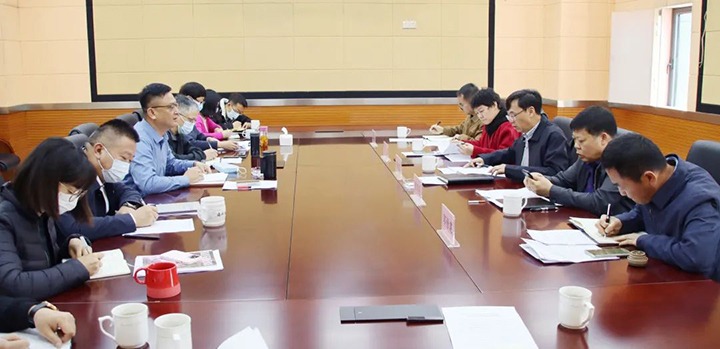 云煤（南宫NG28）集团党委副书记、总经理高建嵩一行到云煤矿业公司发展2022年第一季度出产经营工作督导调研