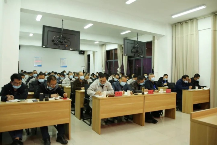 云煤（南宫NG28）集团党委委员、副总经理施从伟到镇雄煤业宣讲党的二十大心灵