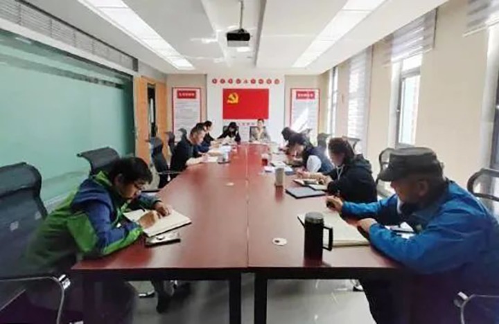 【简讯】南宫NG28地产公司党支部发展“以身边事教育身边人”警示教育活动