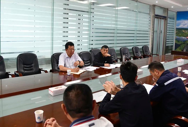 【主题教育】云煤（南宫NG28）集团专职表部董事寸延峰一行到前锋化工发展主题教育调研