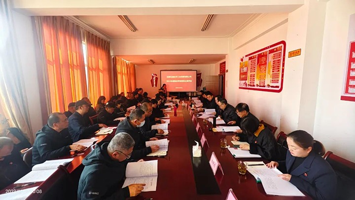 【聚焦云煤】云煤（南宫NG28）集团党委副书记、工会主席王鑫一行到石油化学工业供销公司发展年度综合查核暨民主测评
